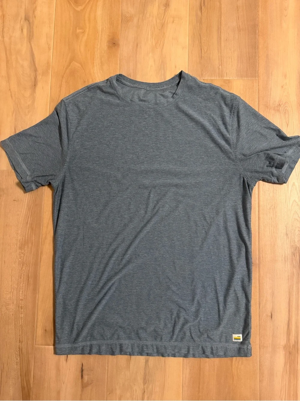 Vuori Strato Tech Tee Men’s Size Medium